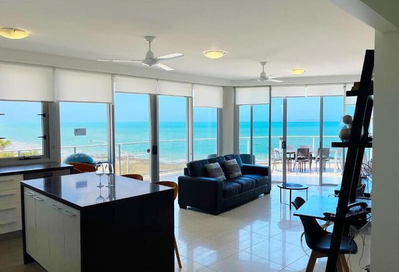 Апартаменты Premium 2 Спальни, Oshen Holiday Apartments Yeppoon