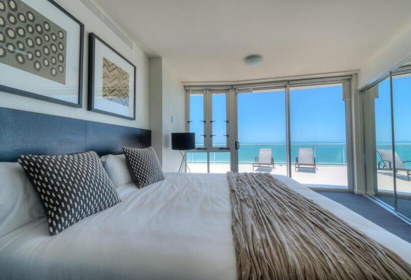 Апартаменты Premium 3 Спальни, Oshen Holiday Apartments Yeppoon