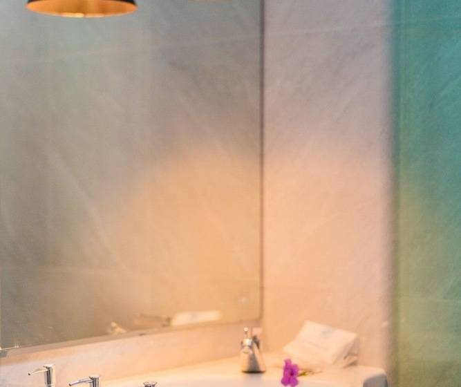 בקתה דלוקס, Phi Phi Anita Resort