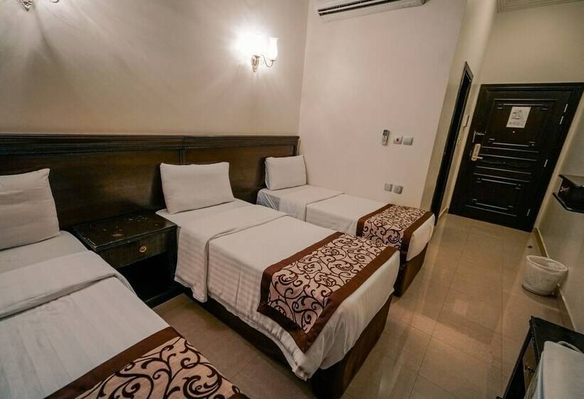 חדר סטנדרט לשלושה, Qasr Ajyad Alsad