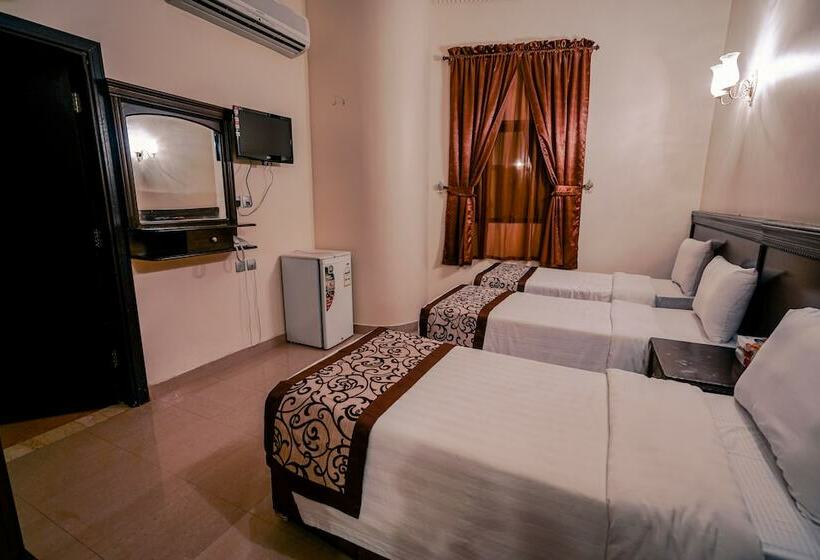 חדר סטנדרט לשלושה, Qasr Ajyad Alsad