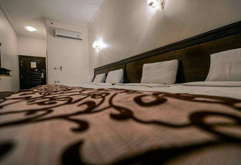 חדר סטנדרטי לחמישה אנשים, Qasr Ajyad Alsad