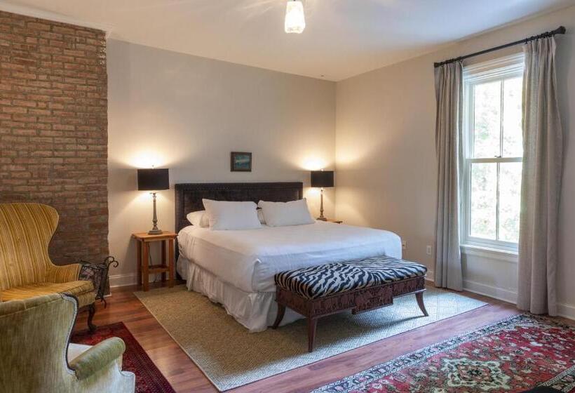 غرفة سوبيريور سرير كينج, Stewart House