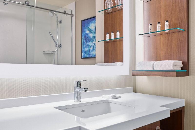 غرفة ديلوكس, Taj