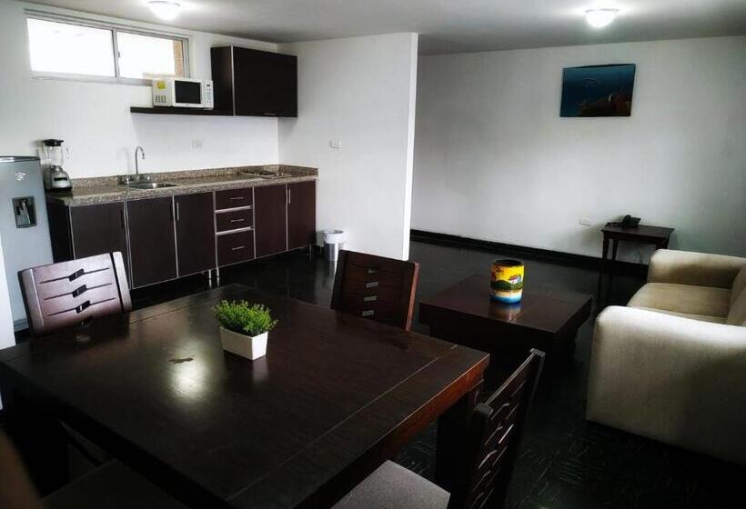 سوییت, Vallclaire Suites