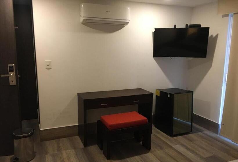 سوییت اجرایی, Vallclaire Suites