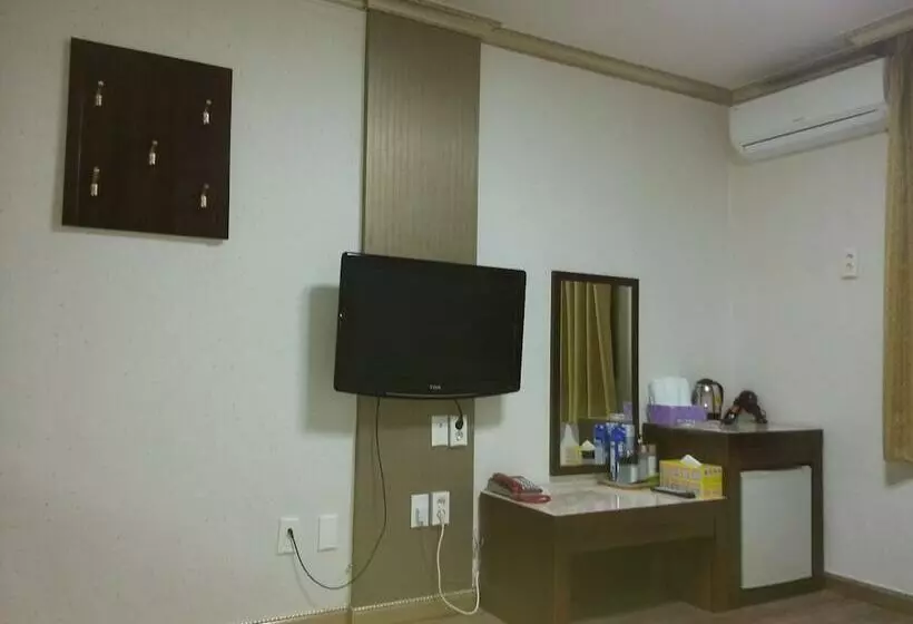 スタンダードルーム, Island Motel