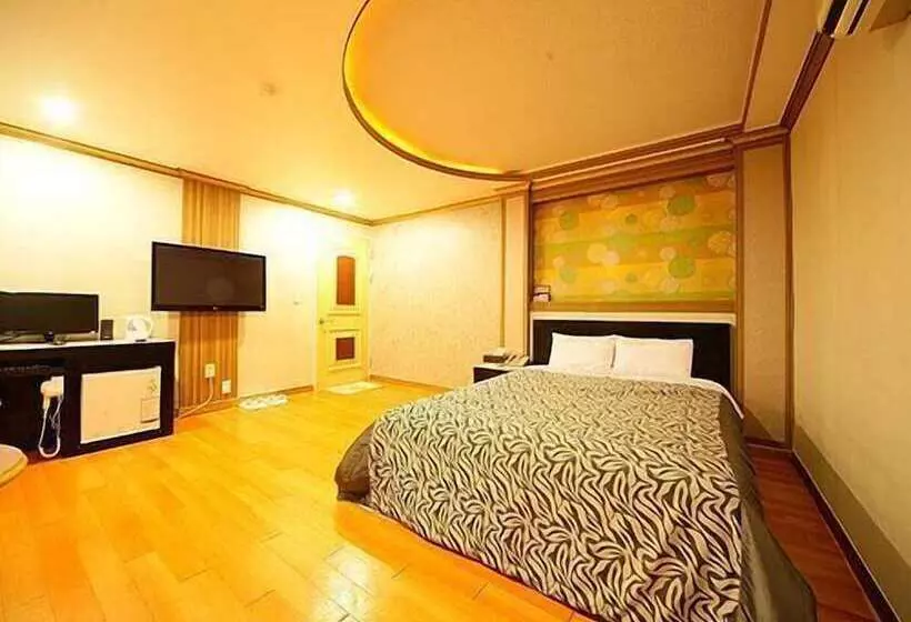 キングサイズベッドのデラックスルーム, Island Motel