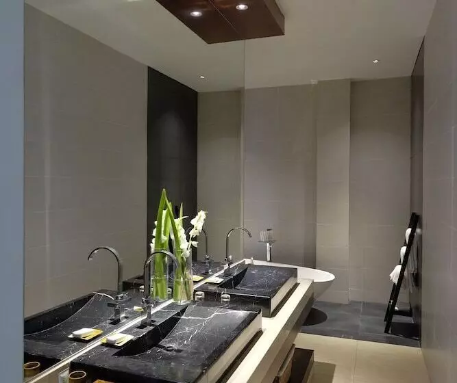 سوییت با چشمانداز دریا, Kandaya Resort