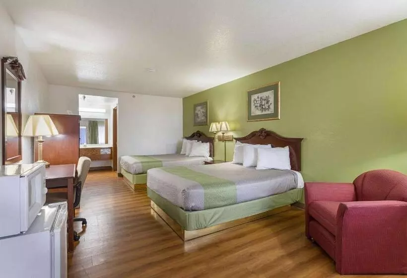 Standard-huone 2 Parivuodetta, Rodeway Inn