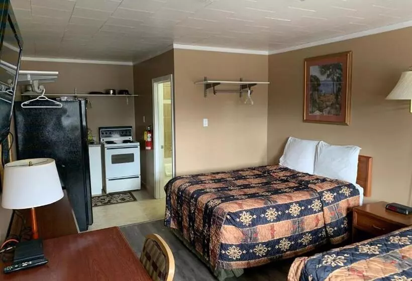 スイート, Village Inn & Suites   Sudbury