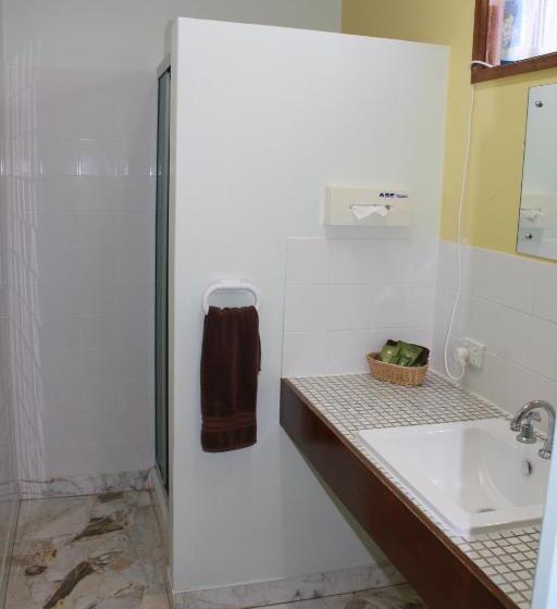 シングルデラックスルーム, Opal Motel