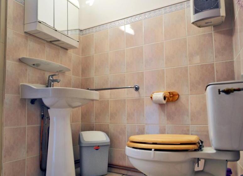 חדר סטנדרט לשלושה, La Ferme Des 3 Suissesses