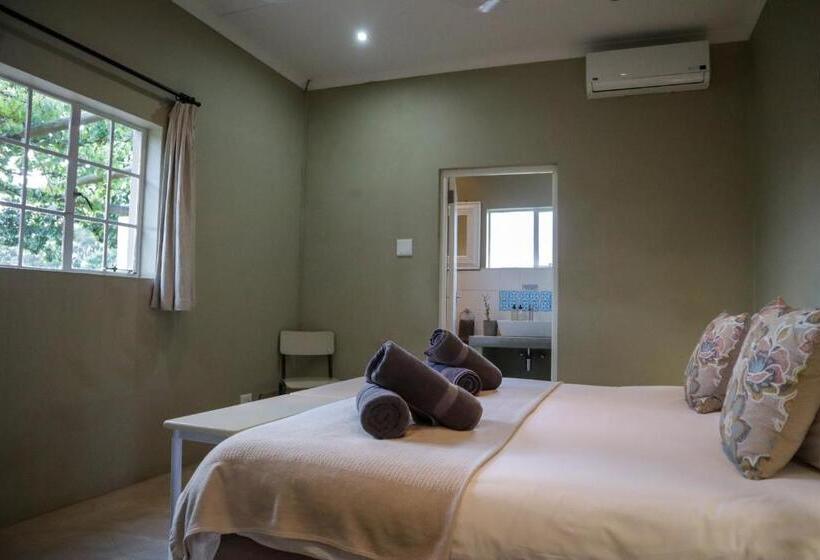 Семейный Номер, Saronsberg Vineyard Cottages