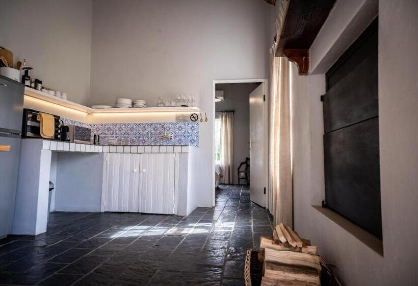 جناح عائلي, Saronsberg Vineyard Cottages