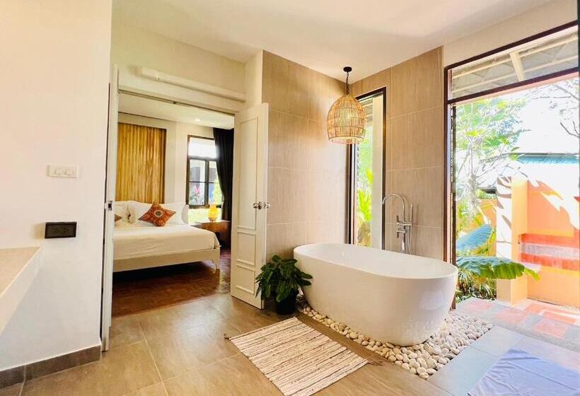 Suite Vista Piscina, Sirarun Resort