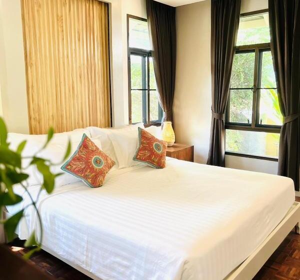 Suite Vista Piscina, Sirarun Resort