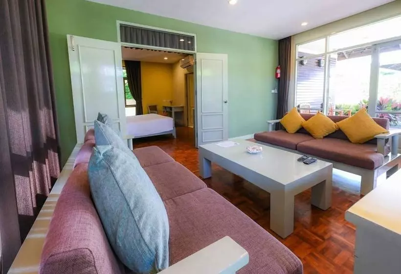 プール付き１ベッドルームヴィラ, Sirarun Resort