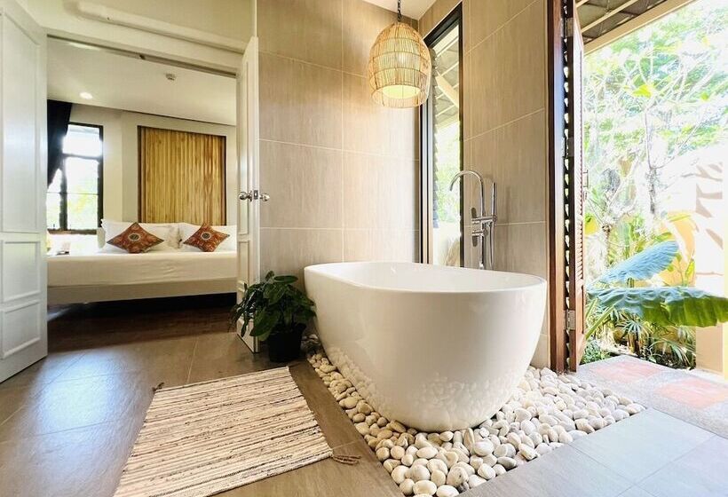 Suite Vista Piscina, Sirarun Resort