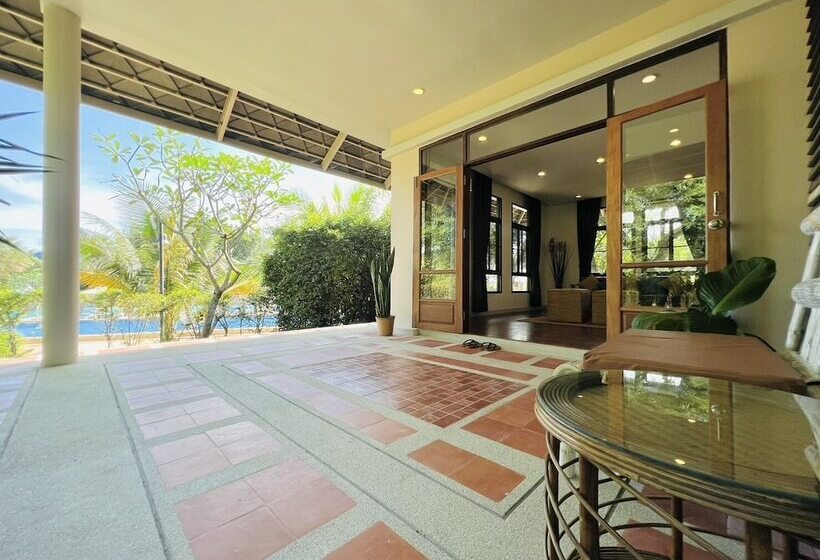 Suite Vista Piscina, Sirarun Resort