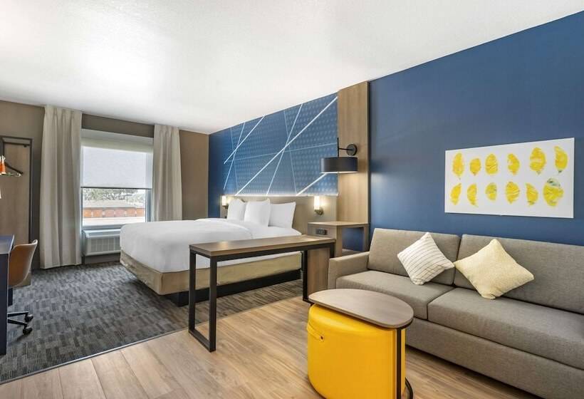 جناح, Comfort Inn & Suites New Port Richey Downtown District