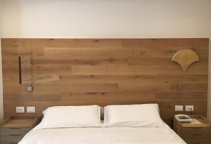 Номер Стандарт, The Green Park Hotel Wellnessspa & Restaurant