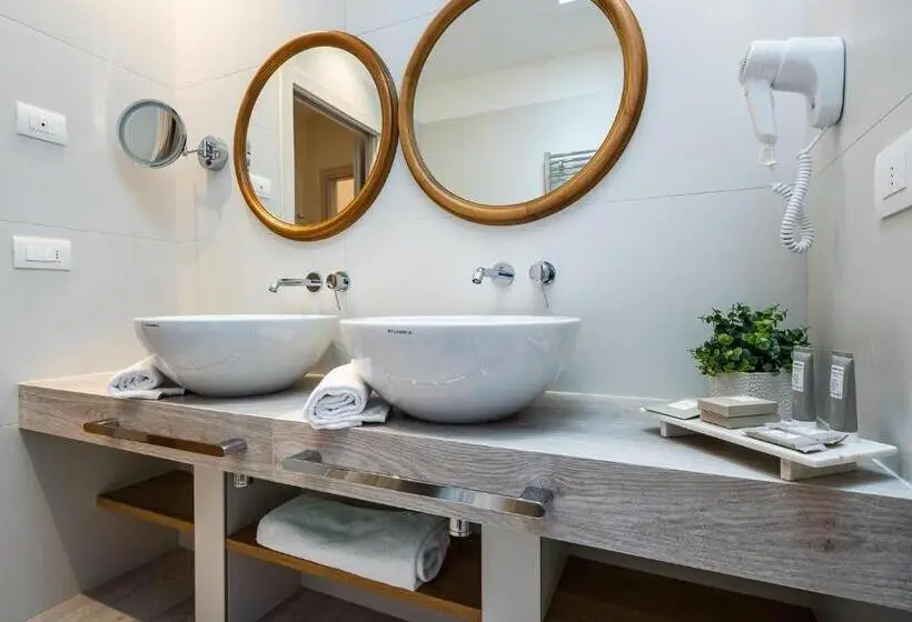 اتاق خانوادگی, The Green Park Hotel Wellnessspa & Restaurant
