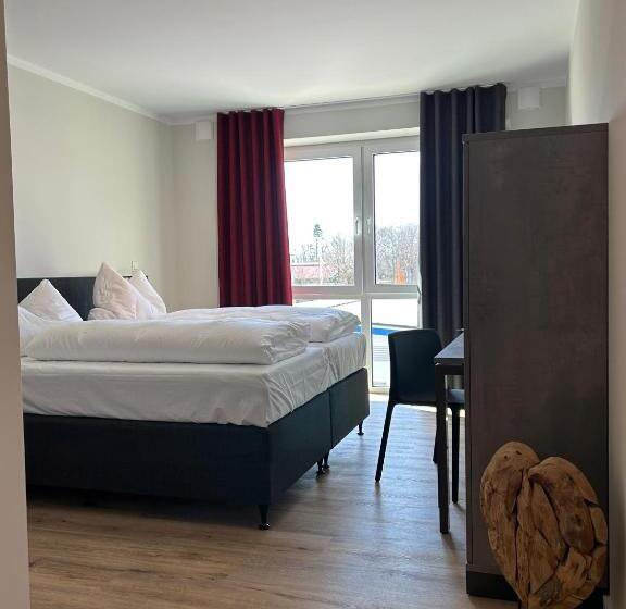 חדר סטנדרט, Stahltower