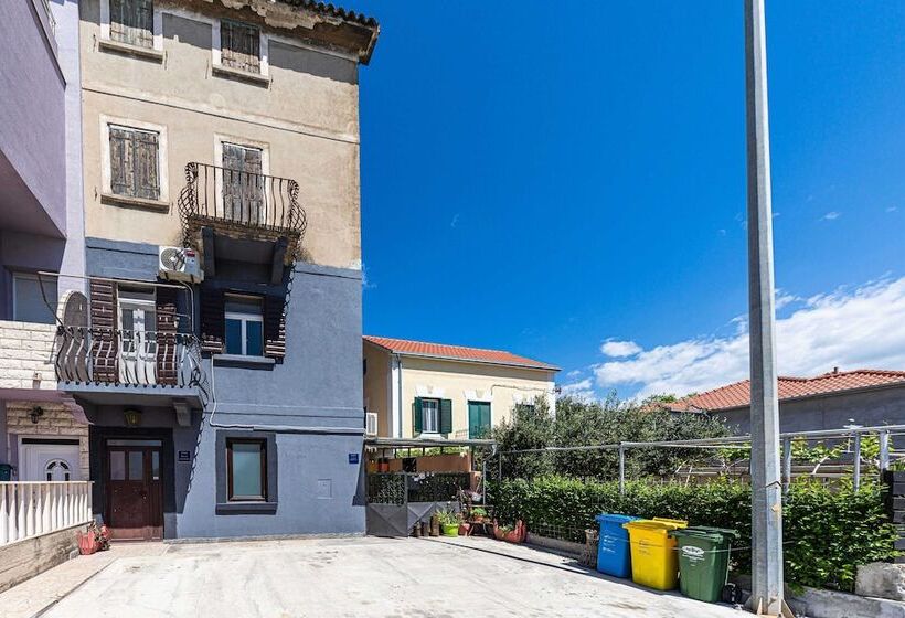 דירת חדר, Apartments Keka