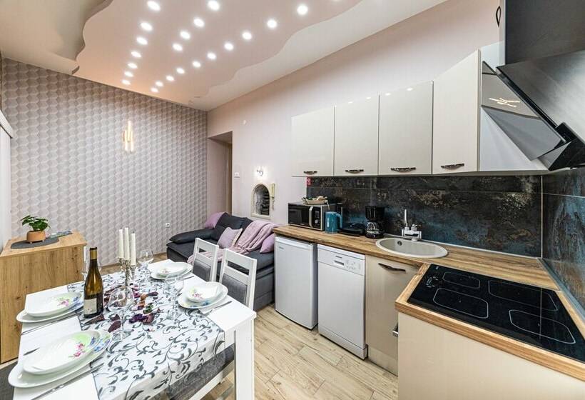 דירת חדר, Apartments Keka