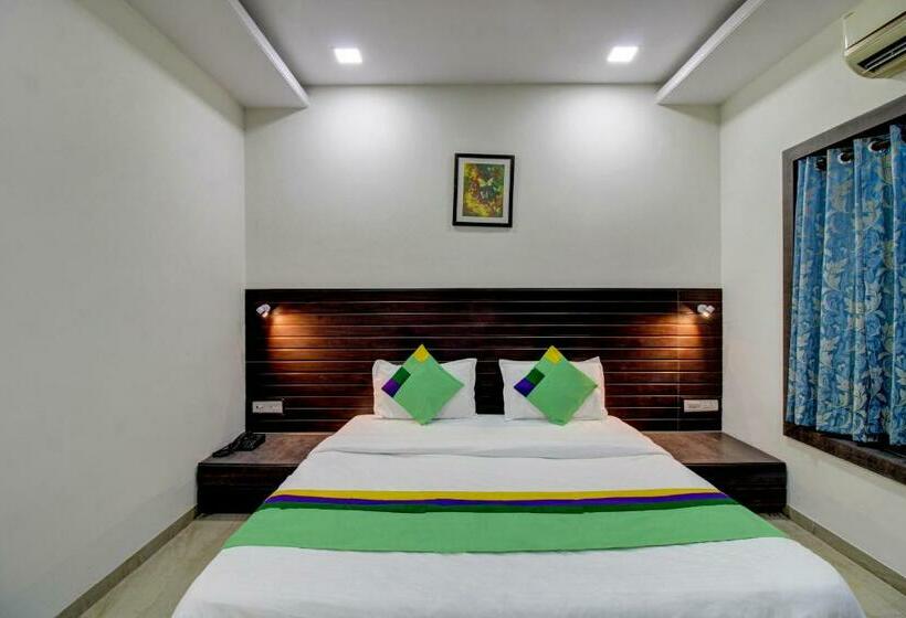 חדר סטנדרט, Treebo Seven Suites