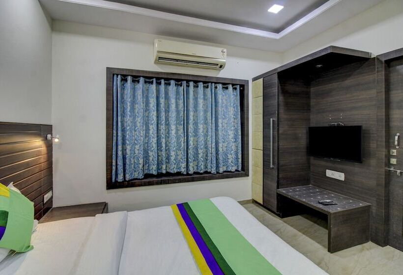 חדר סטנדרט, Treebo Seven Suites