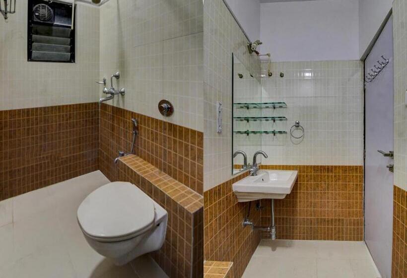 חדר דלוקס, Treebo Seven Suites