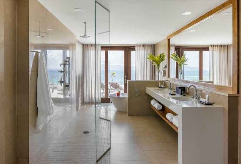 سوییت جونیور با چشمانداز دریا, Aurora Anguilla Resort & Golf Club
