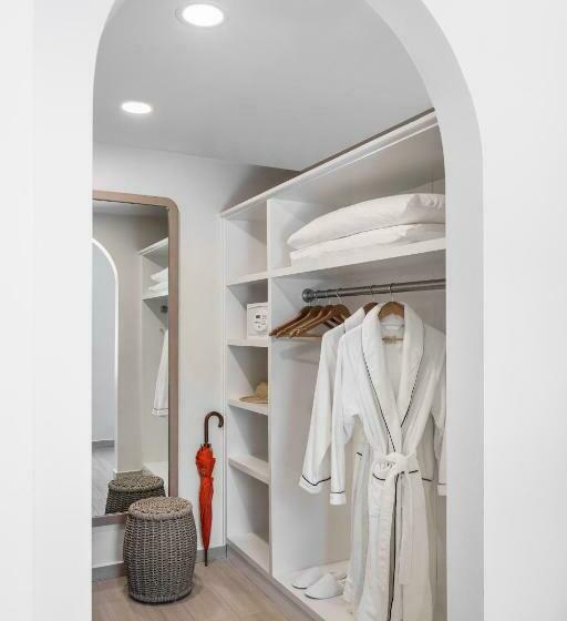 سوییت جونیور با چشمانداز دریا, Aurora Anguilla Resort & Golf Club