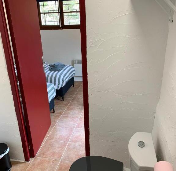 이코노미 룸, Maison Castellane Chambre D Hotes B&b