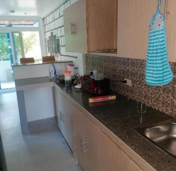 침실 1개 디럭스 아파트, Villa Jana, Bantayan, Santa Fe