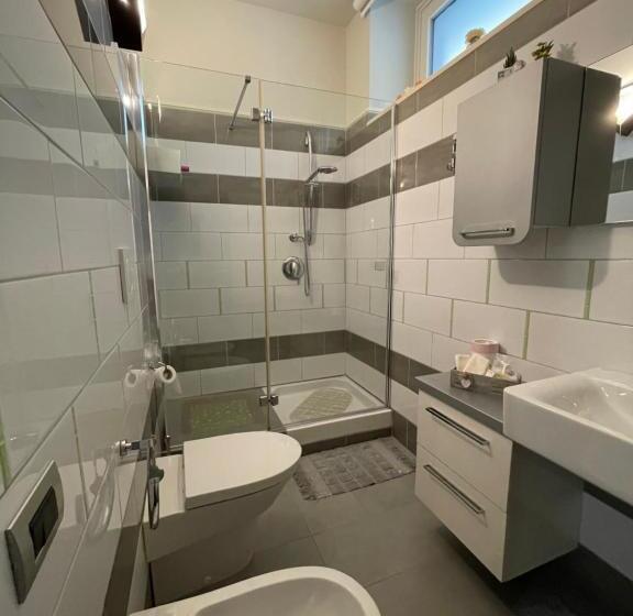 Апартаменты 2 Спальни, B&b Villa Fiorita