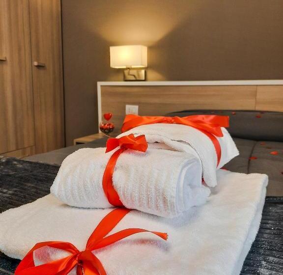 اتاق راحتی سه تخته, Costa Apartment Naples