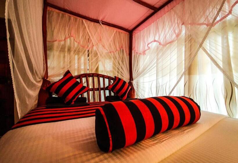 Deluxe Room with Balcony, Guest Inn Avendra