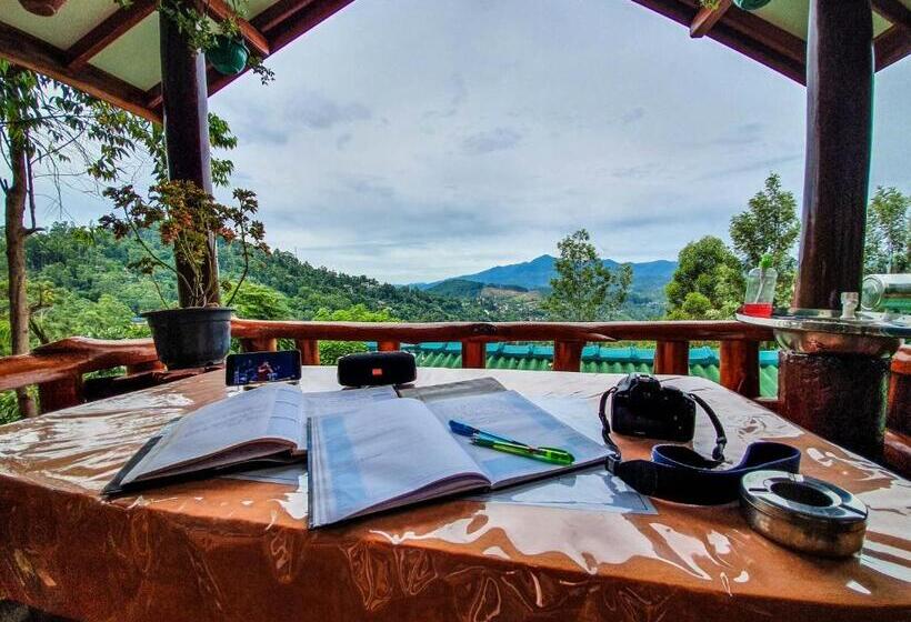 Deluxe Room, Guest Inn Avendra