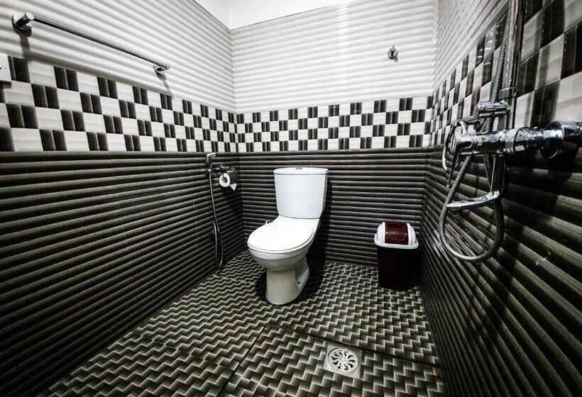 Standard Triple Room, Guest Inn Avendra