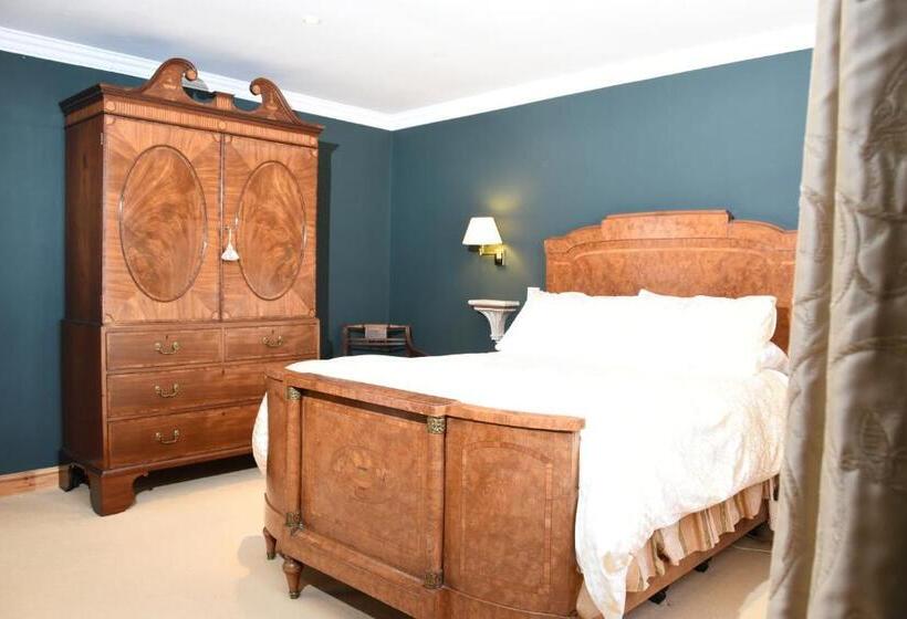 Хижина, Manor Farm Egerton