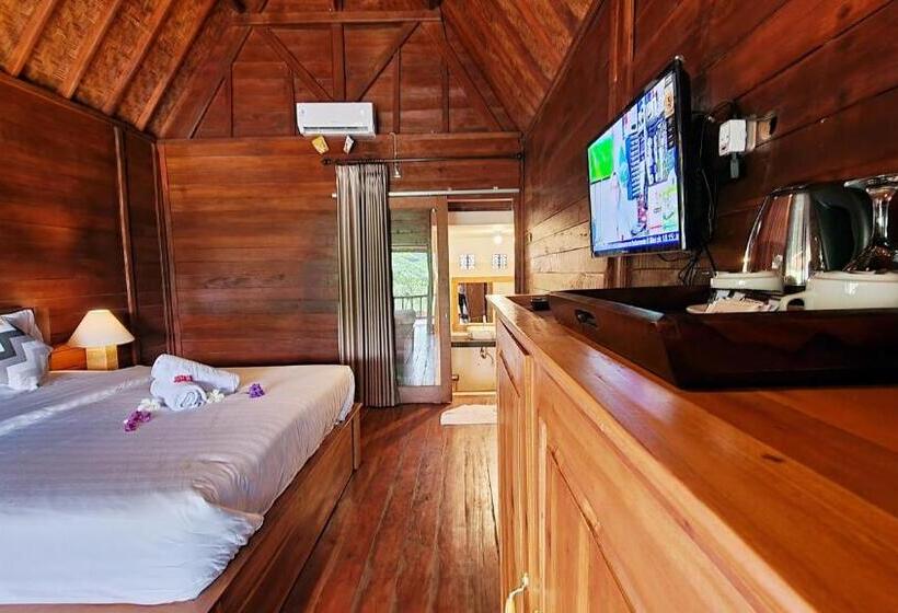 キングサイズベッドのデラックススイート, Cersen Resort Lombok