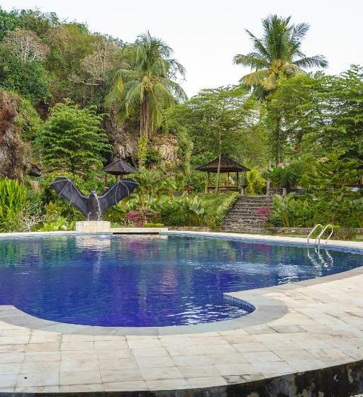 디럭스 스위트 킹 침대, Cersen Resort Lombok