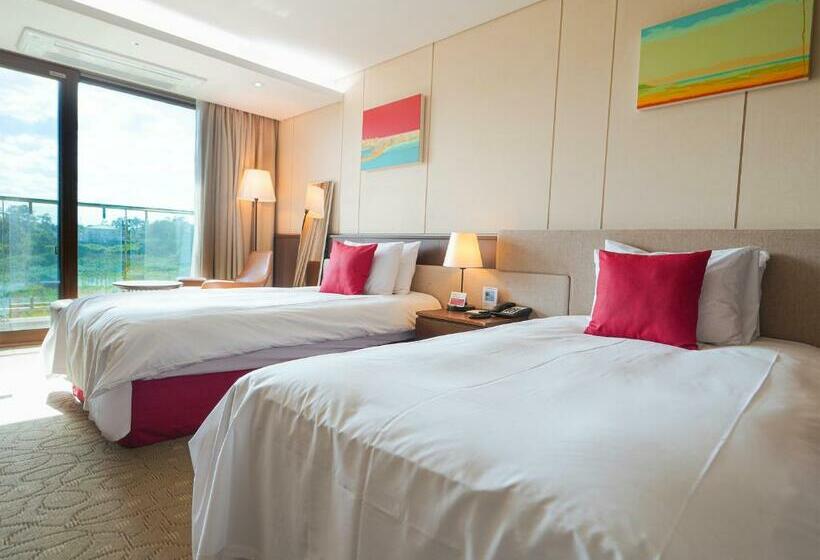 غرفة قياسية, Ramada By Wyndham Jeju Hamdeok