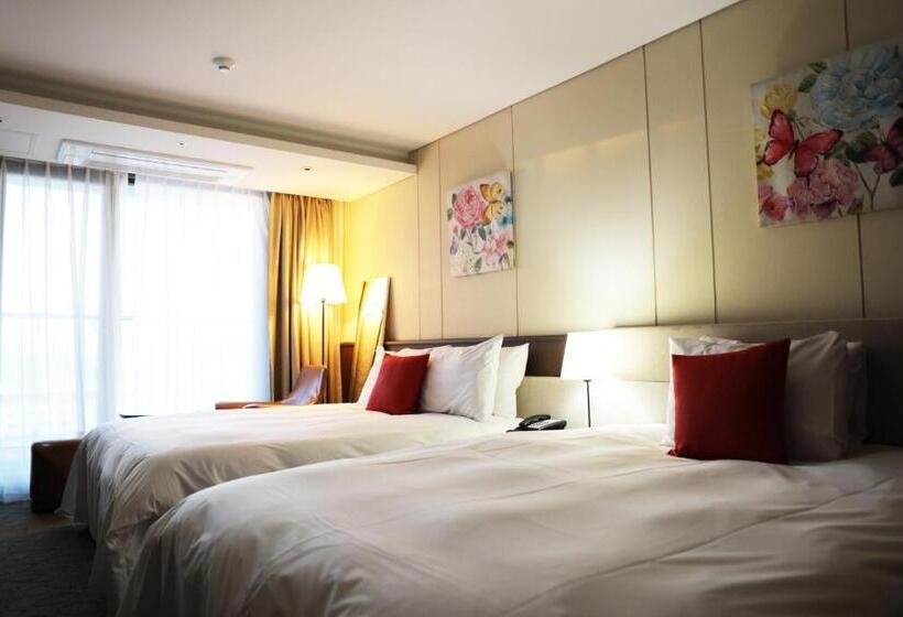 غرفة قياسية سرير مزدوج, Ramada By Wyndham Jeju Hamdeok