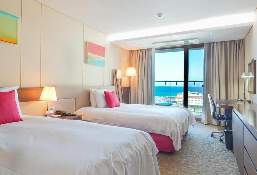 غرفة قياسية سرير مزدوج, Ramada By Wyndham Jeju Hamdeok
