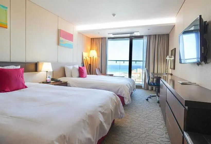 اتاق استاندارد با تخت دوبل, Ramada By Wyndham Jeju Hamdeok