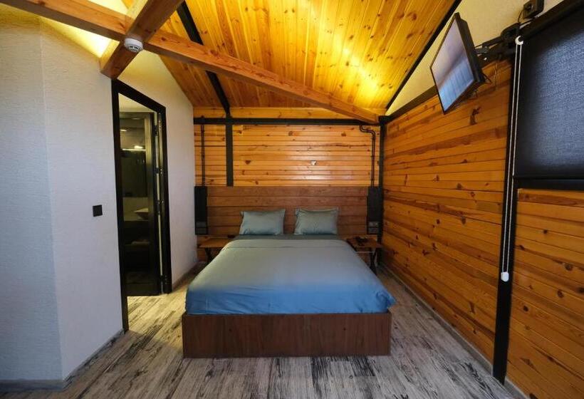 デラックスバンガロー, Kosa Otel çeşme